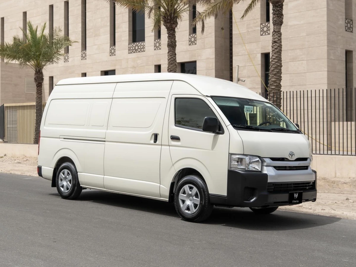 Toyota Hi-Ace 2018
