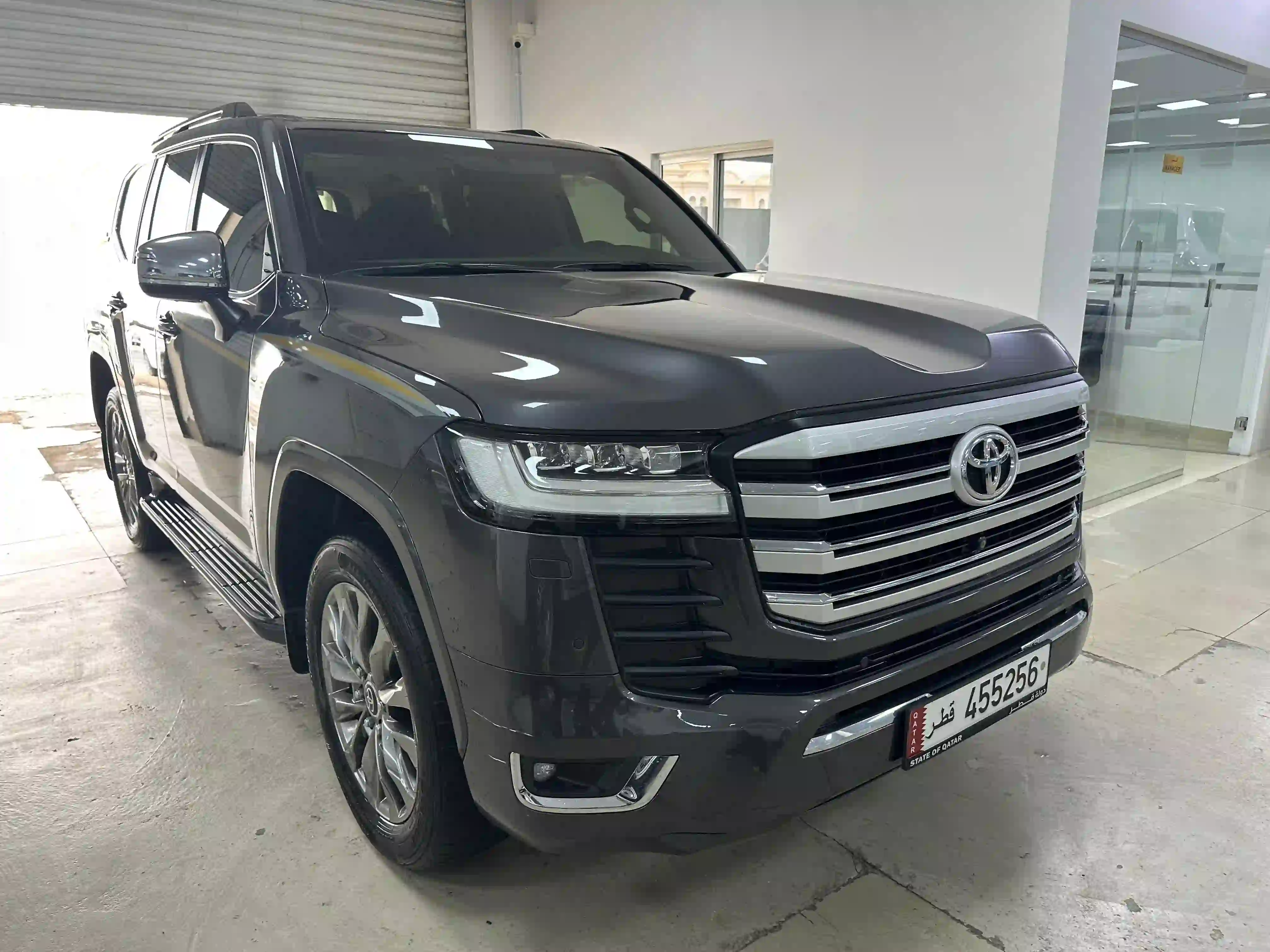 Toyota Land Cruiser VX 2022 - Image 3