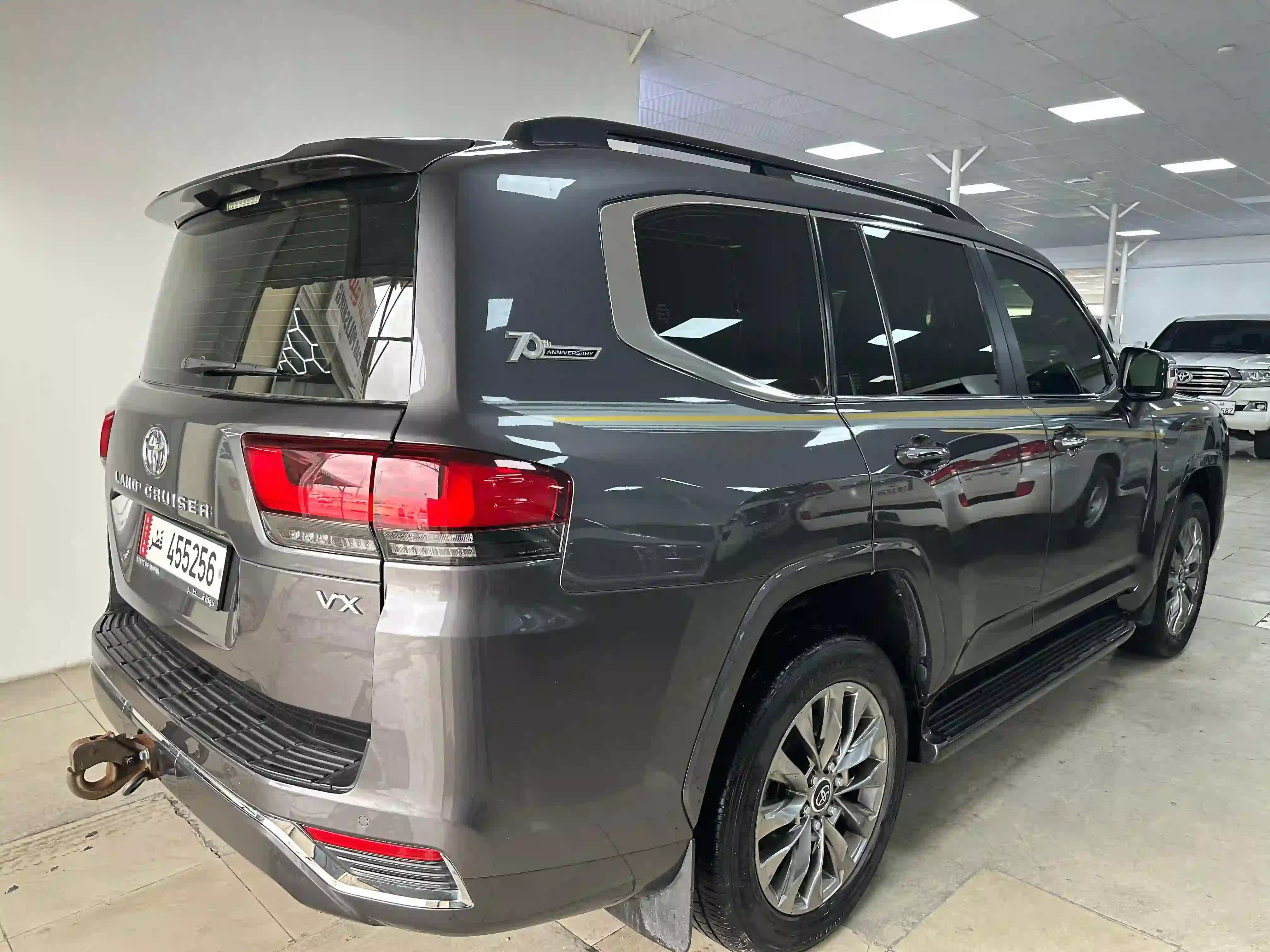 Toyota Land Cruiser VX 2022 - Image 4