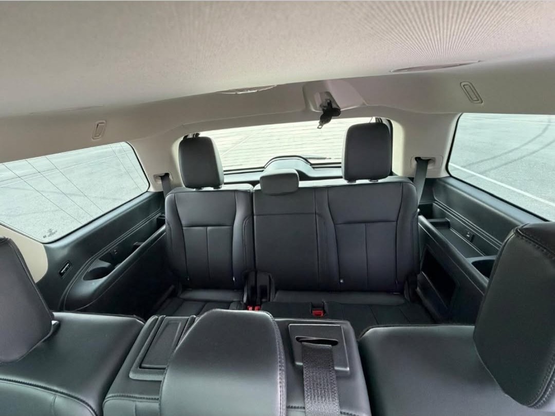Ford Expedition 2024 - Image 3