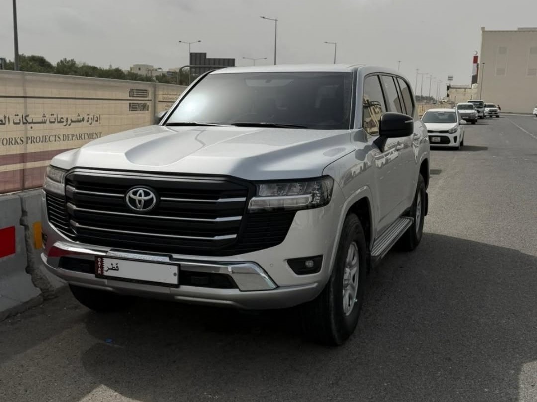 Toyota Land Cruiser Standard 2025
