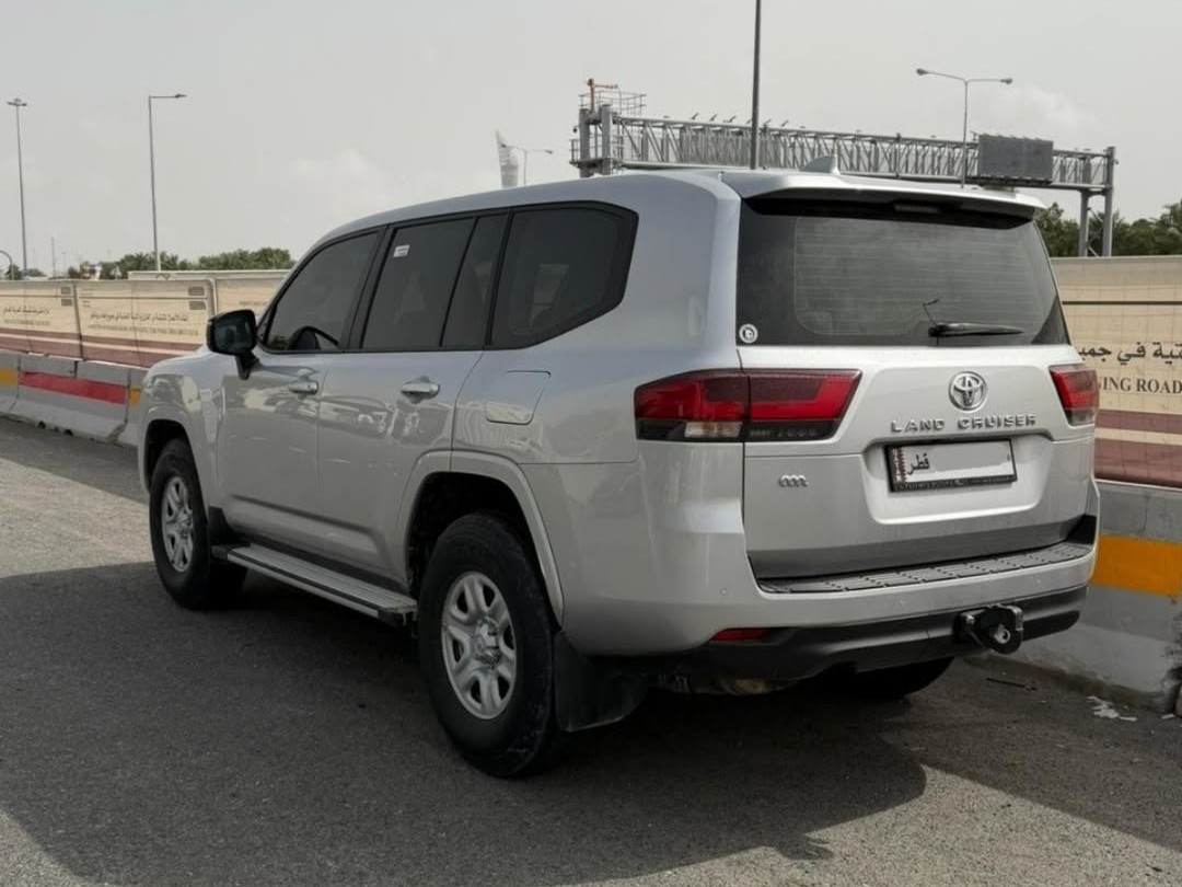 Toyota Land Cruiser Standard 2025 - Image 2