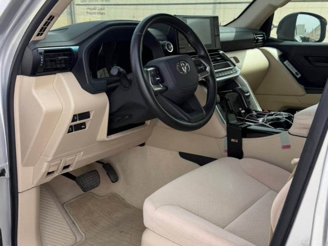Toyota Land Cruiser Standard 2025 - Image 3