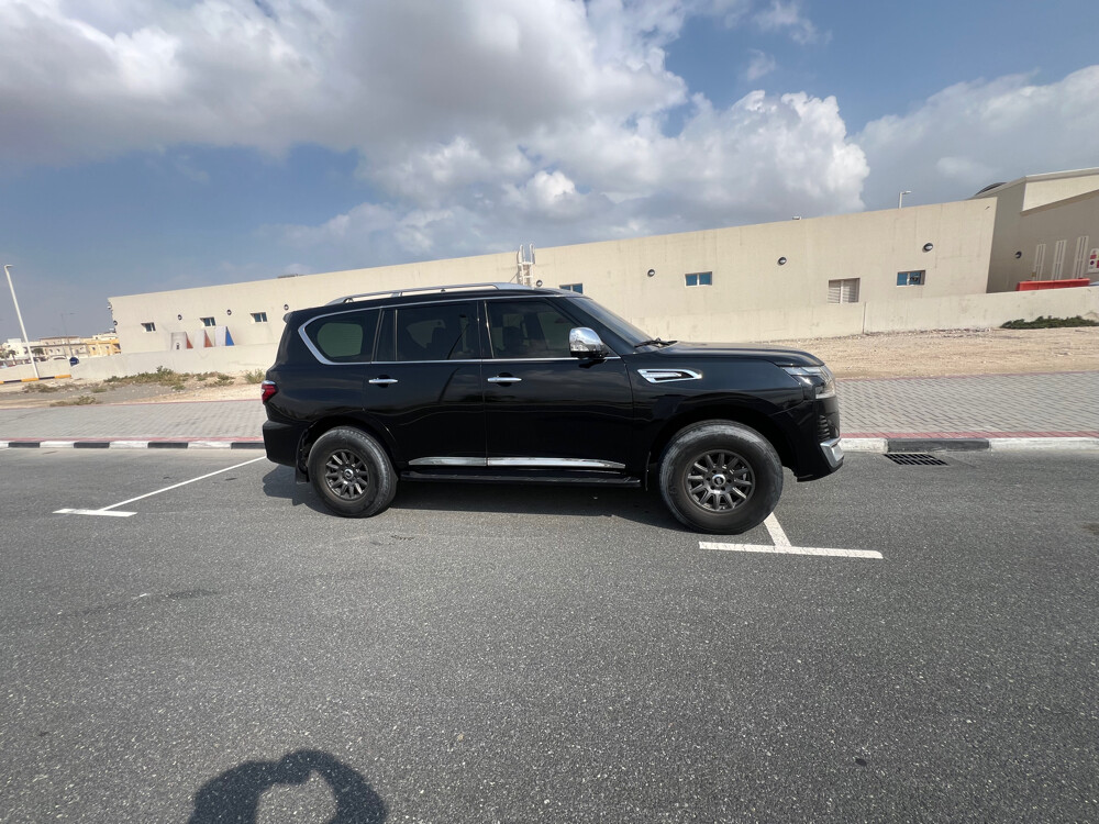 Nissan Patrol  Platinum 2012 - Image 2