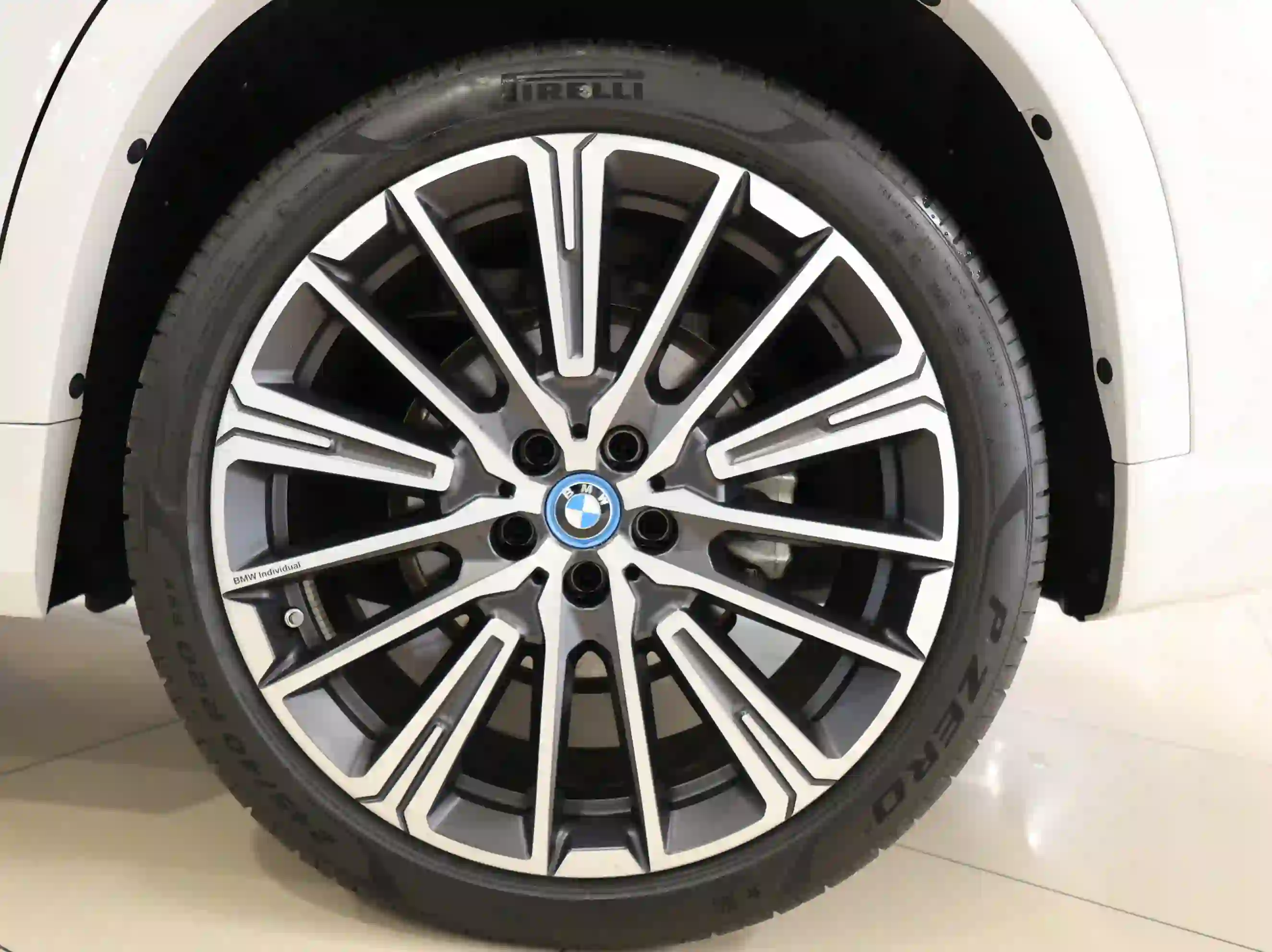 BMW ix 1 xDrive30 M Sport 2024 — photo 9 for sale in Qatar