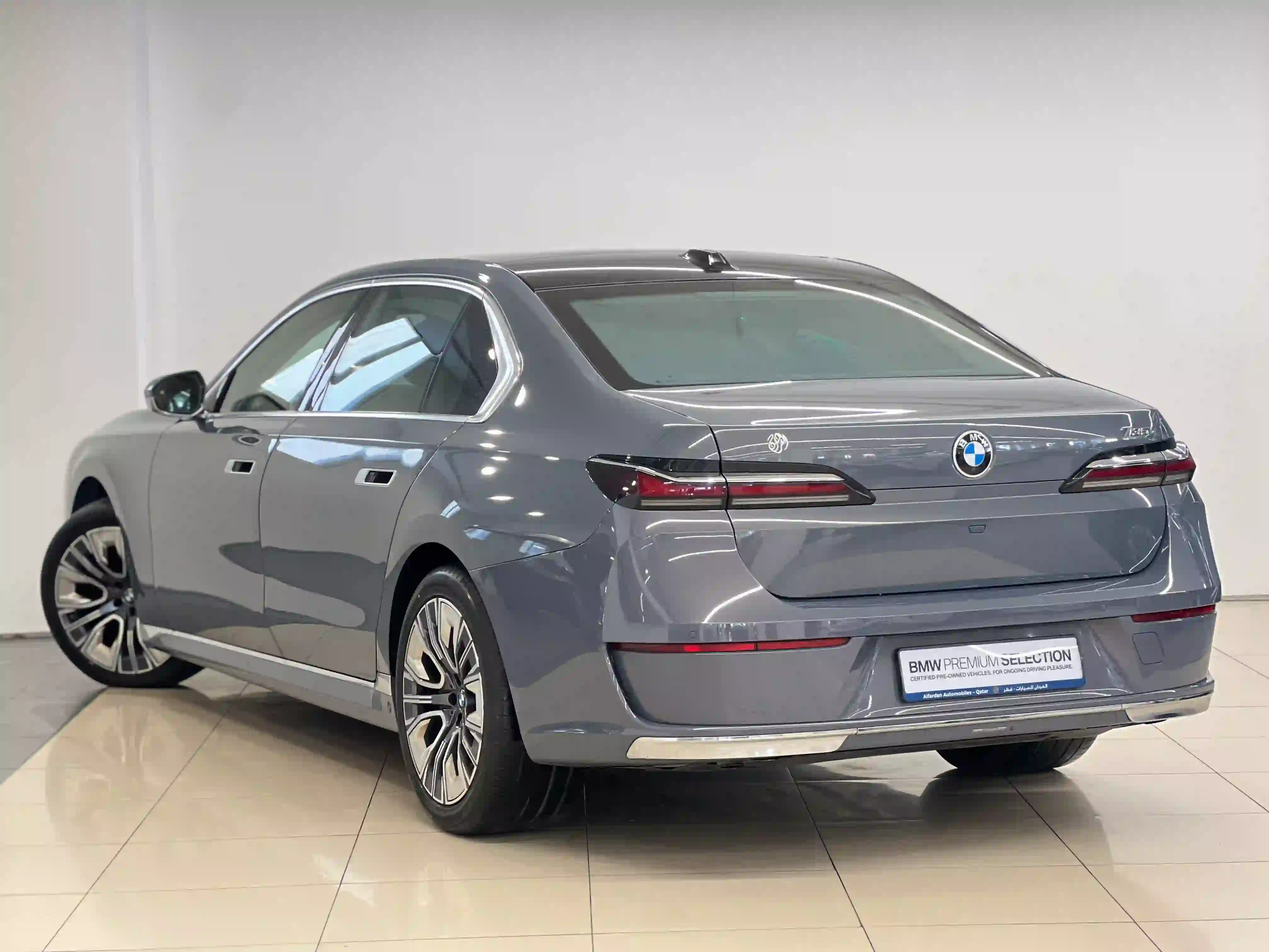 BMW 7-Series 735i 2024 - Image 3