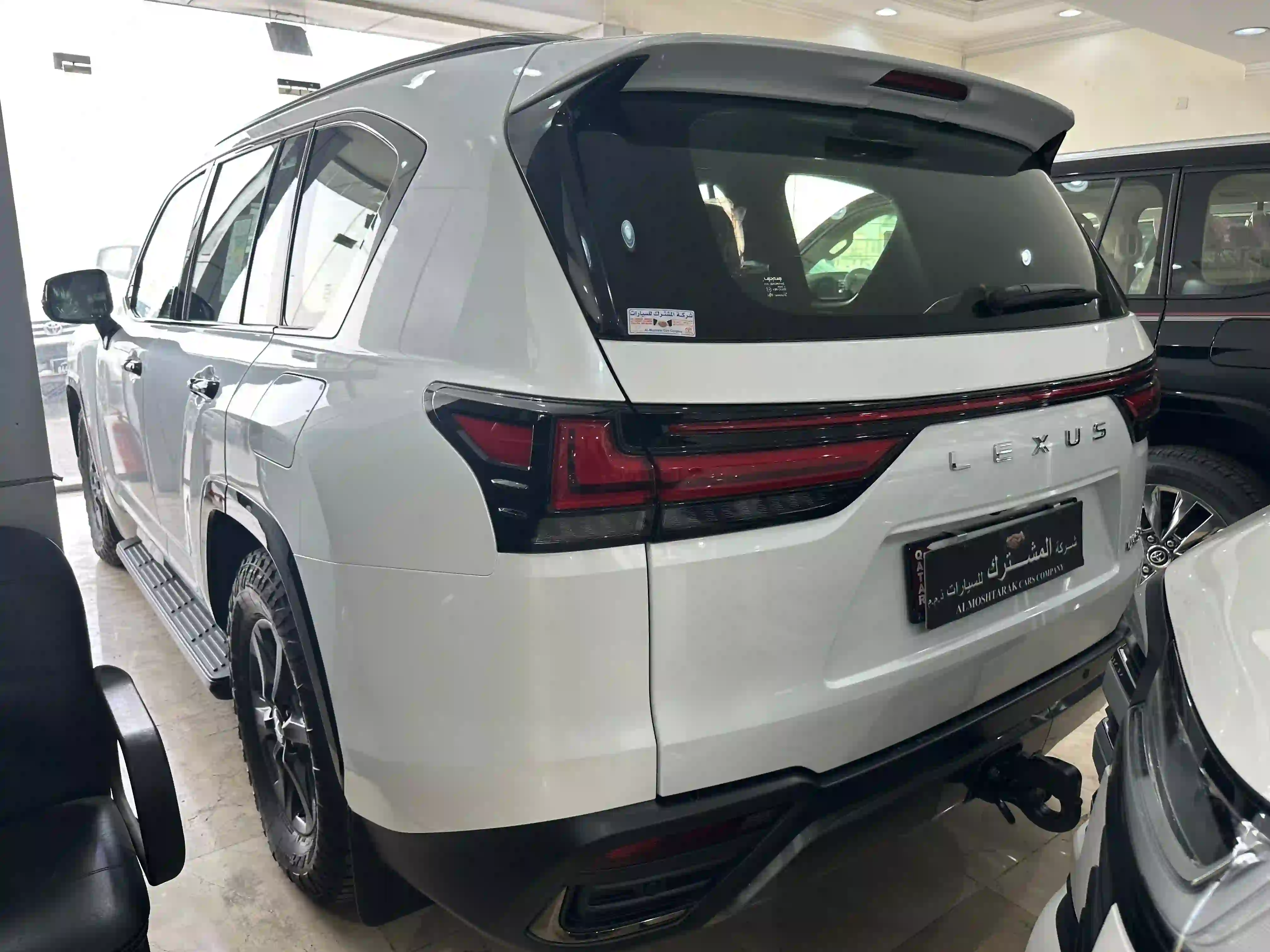 Lexus LX 600 OVERTRAIL 2025 - Image 4