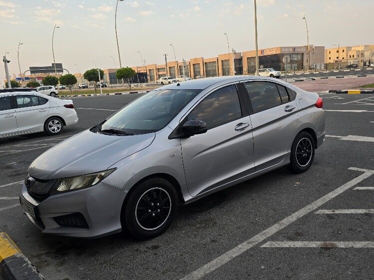 Honda City 2017 - Image 2