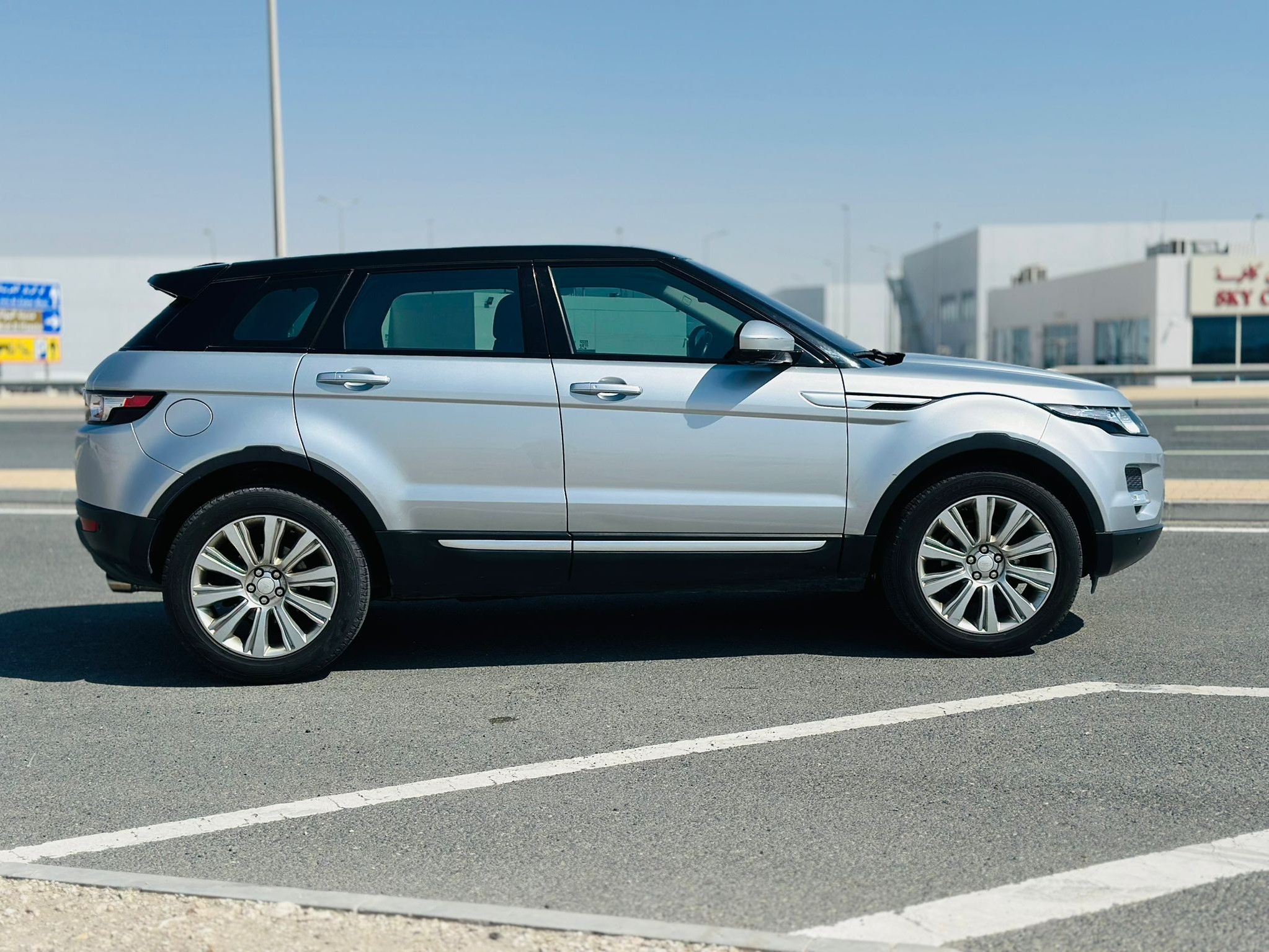 Land Rover Range Rover Evoque 2015 - Image 3