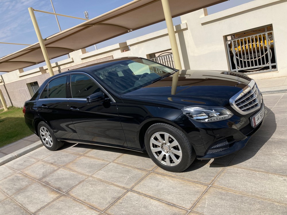 Mercedes-Benz E-Class Sedan 200 2014 - Image 2