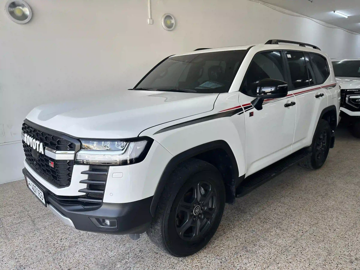 Toyota Land Cruiser GR TWIN TURBO 2023