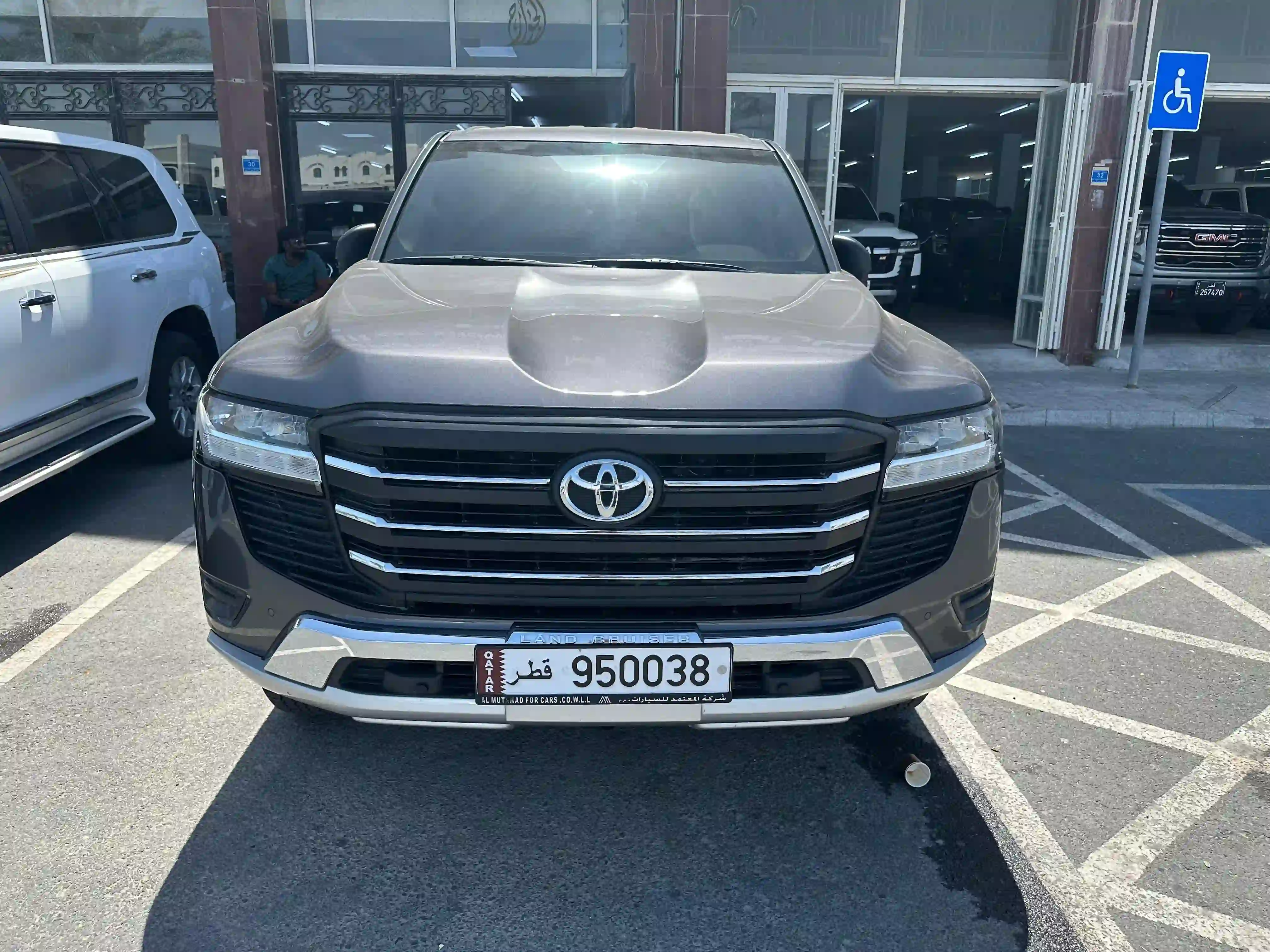 Toyota Land Cruiser G standard 2024 - Image 2