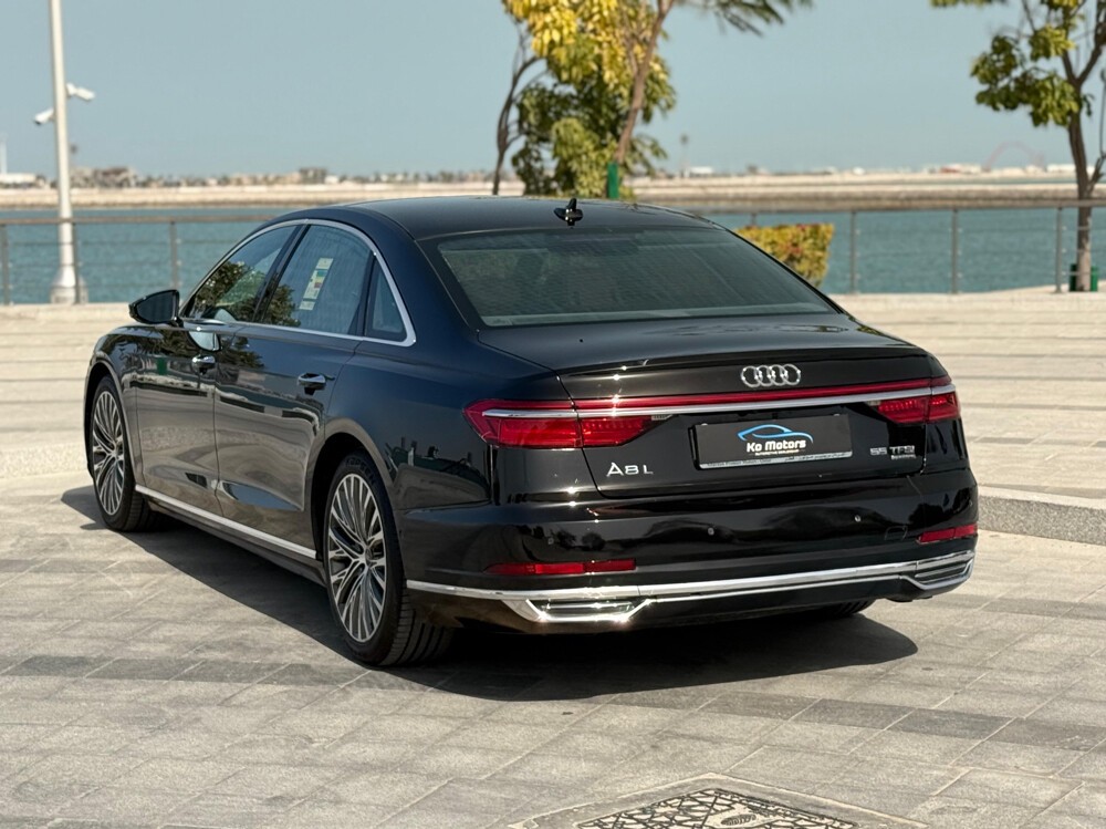 Audi A8 TFSI Quattro 2021 - Image 4
