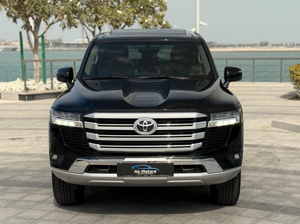Toyota Land Cruiser GX.R 2025 - Image 2