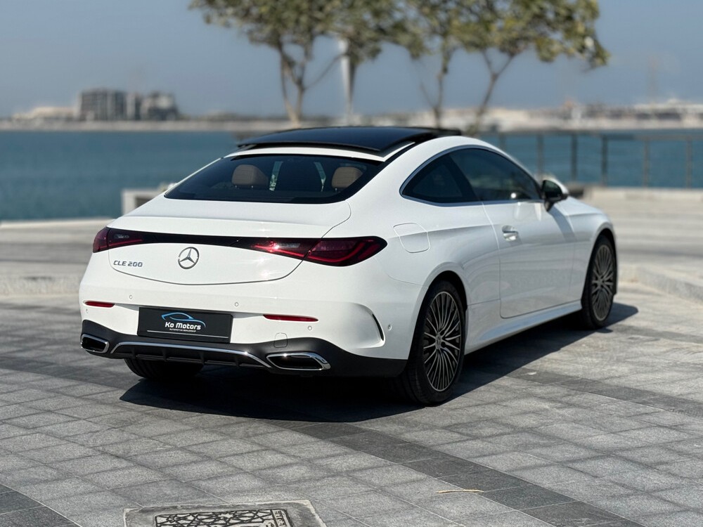 Mercedes-Benz C-Class Coupe 200 AMG 2024 - Image 4