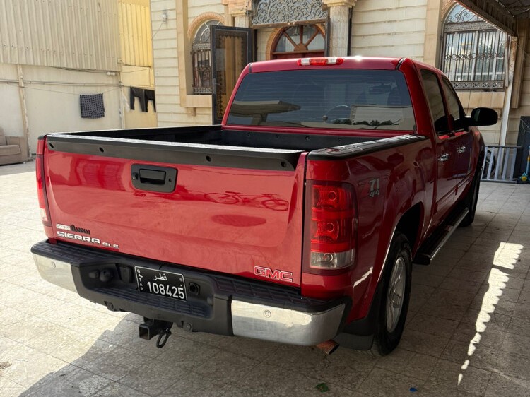 GMC Sierra 1500 2012 - Image 2