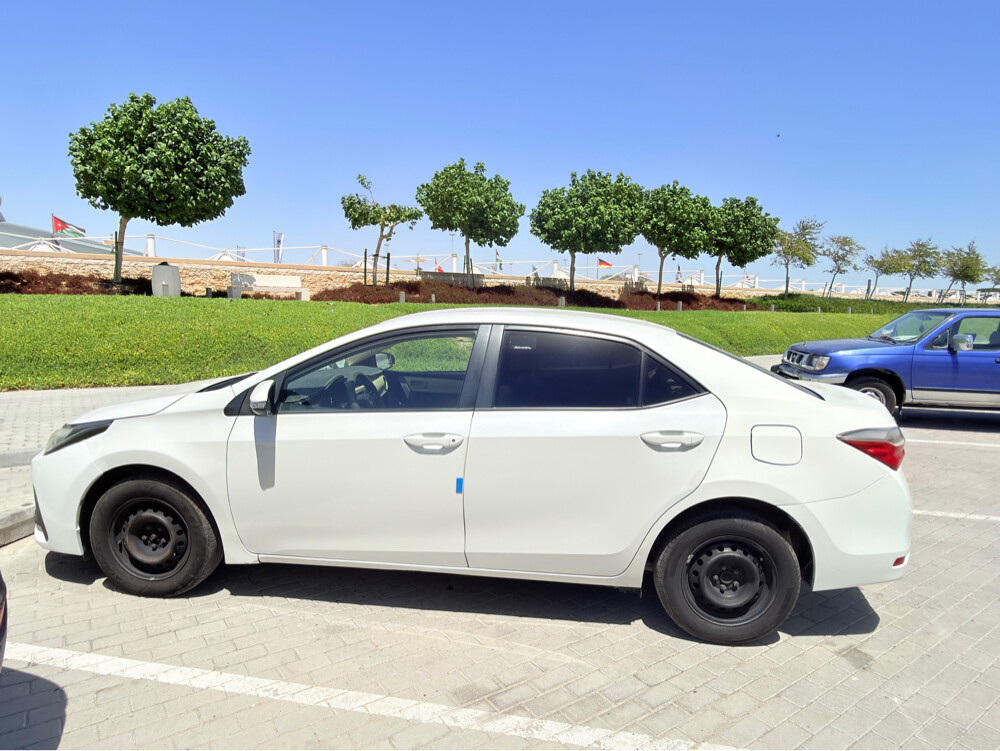 Toyota Corolla XLi 2019 - Image 2