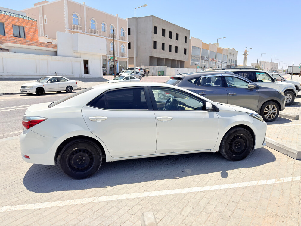 Toyota Corolla XLi 2019 - Image 3