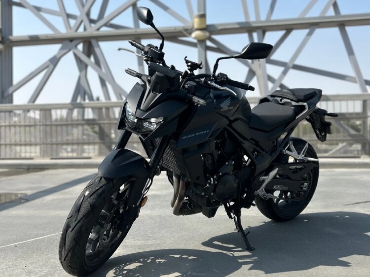 HONDA CBR  2025