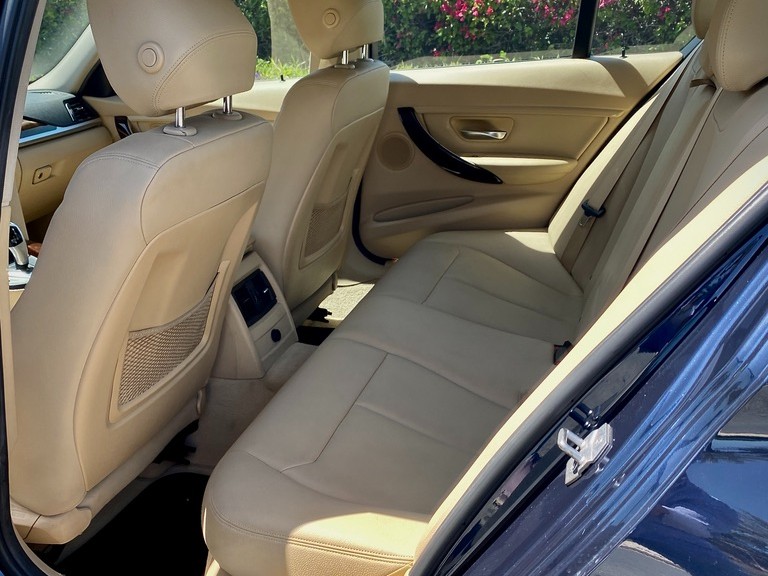 BMW 3-Series 320 i 2015 - Image 3