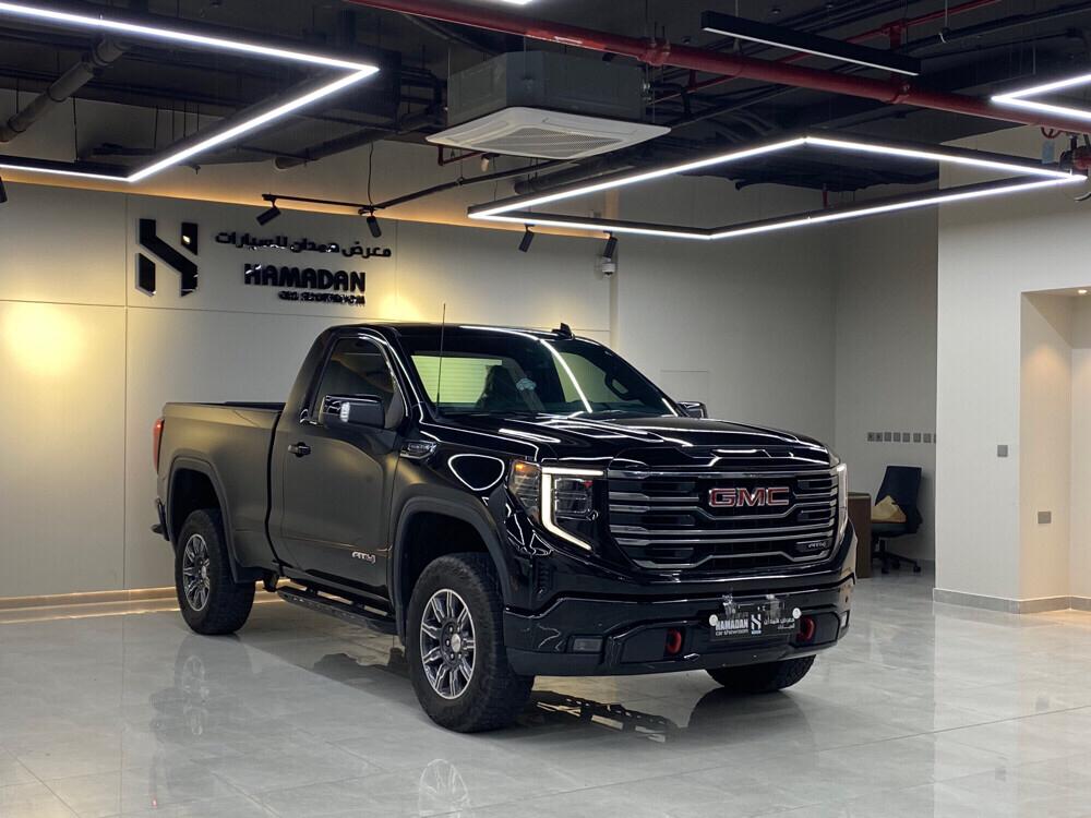 GMC Sierra AT4 2025 - Image 2