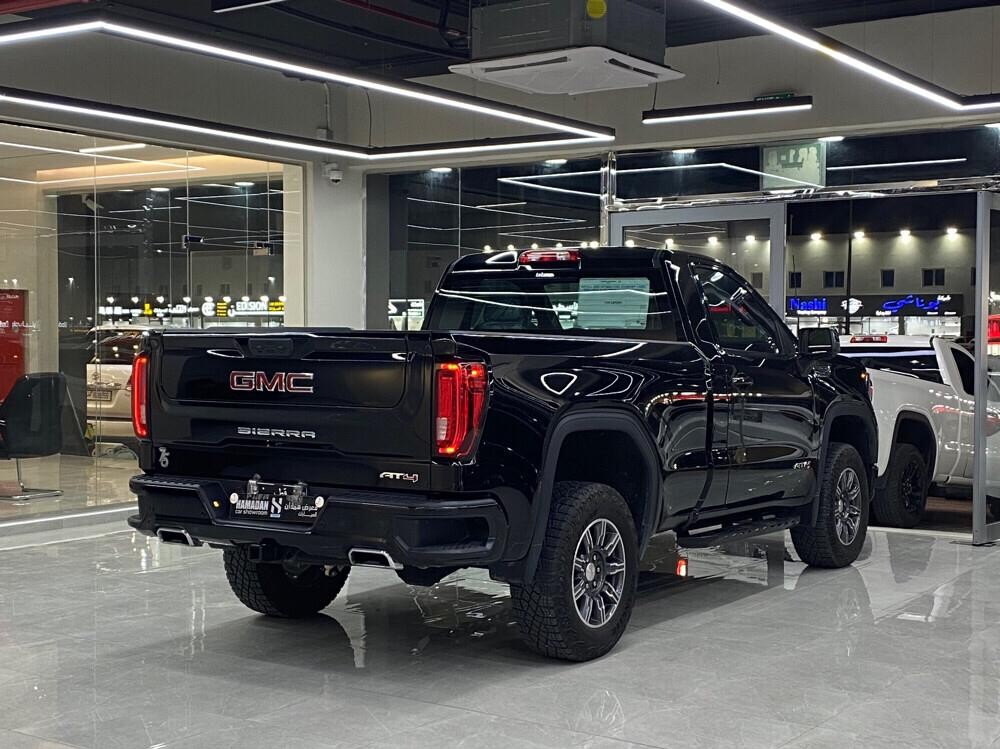 GMC Sierra AT4 2025 - Image 3