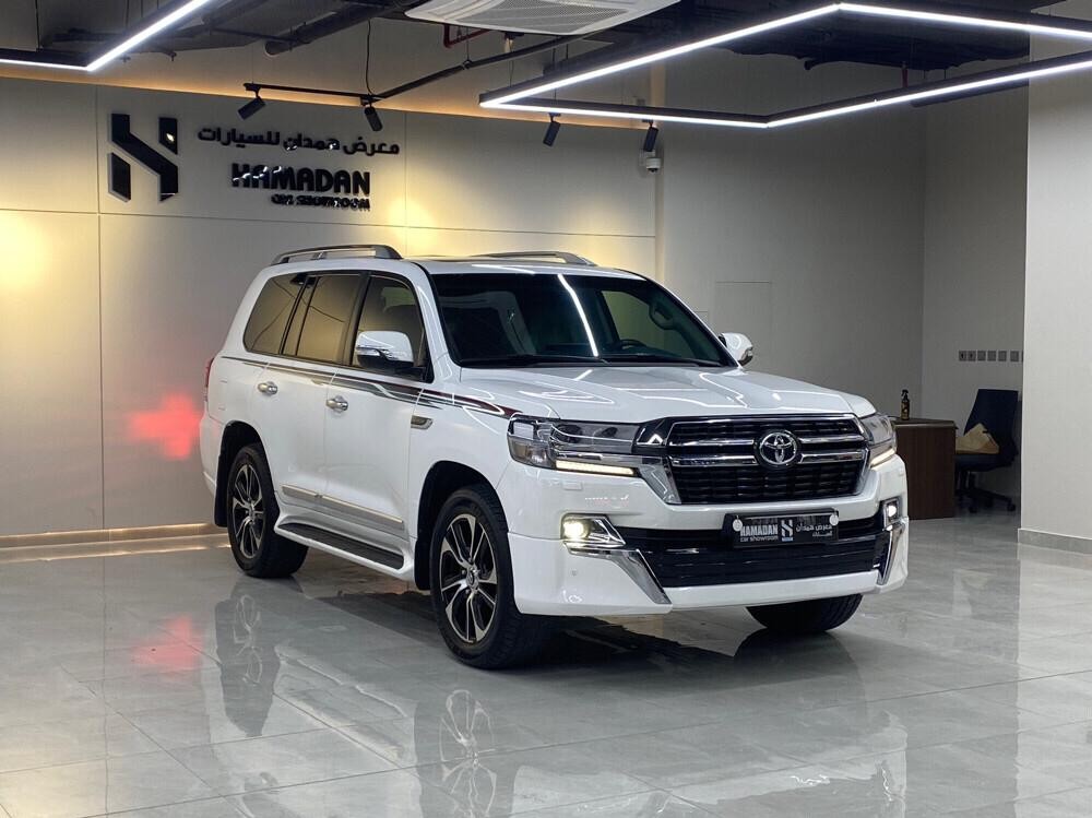 Toyota Land Cruiser GX.R 2018 - Image 2