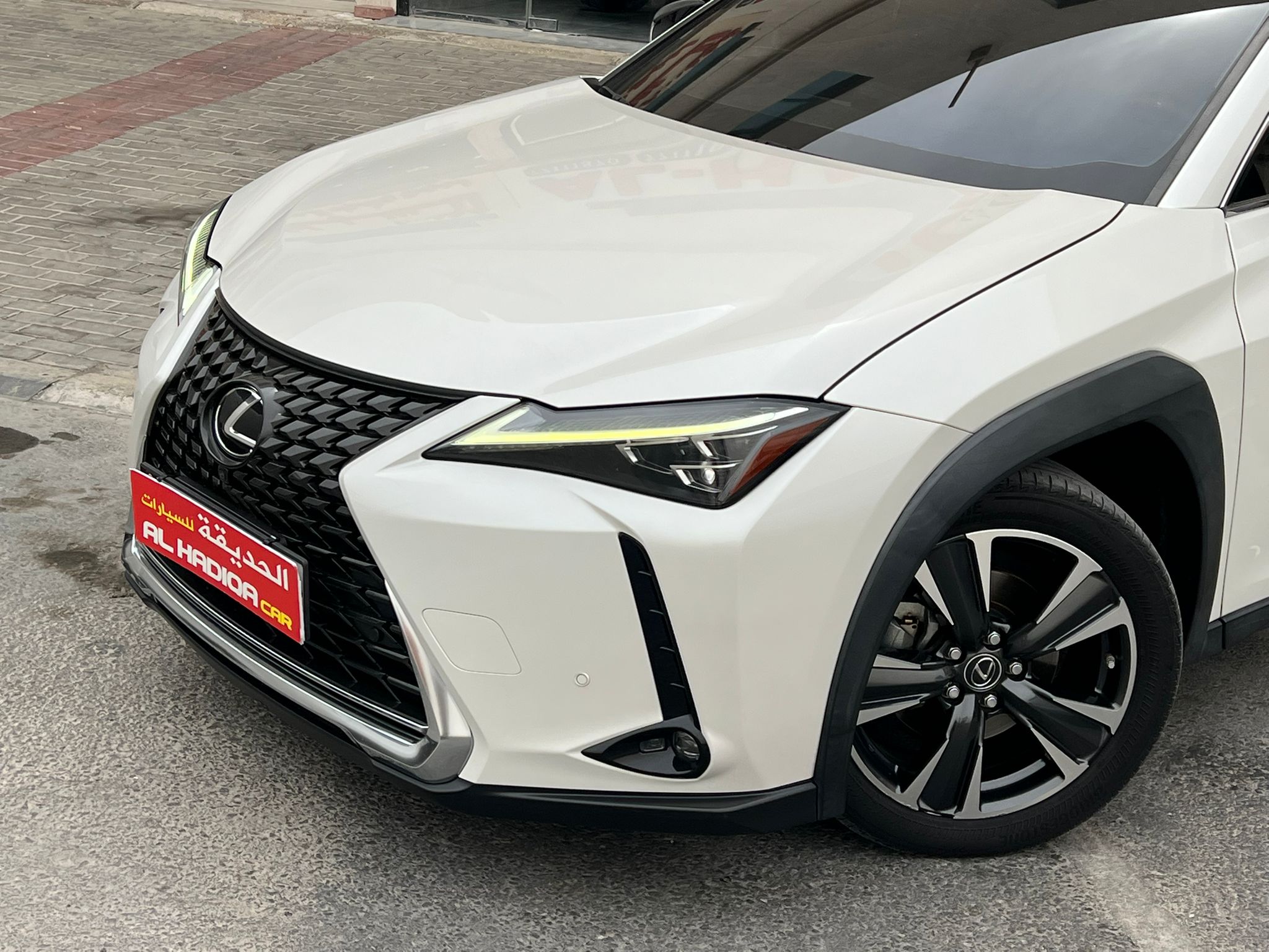 Lexus UX 200 2022 - Image 3