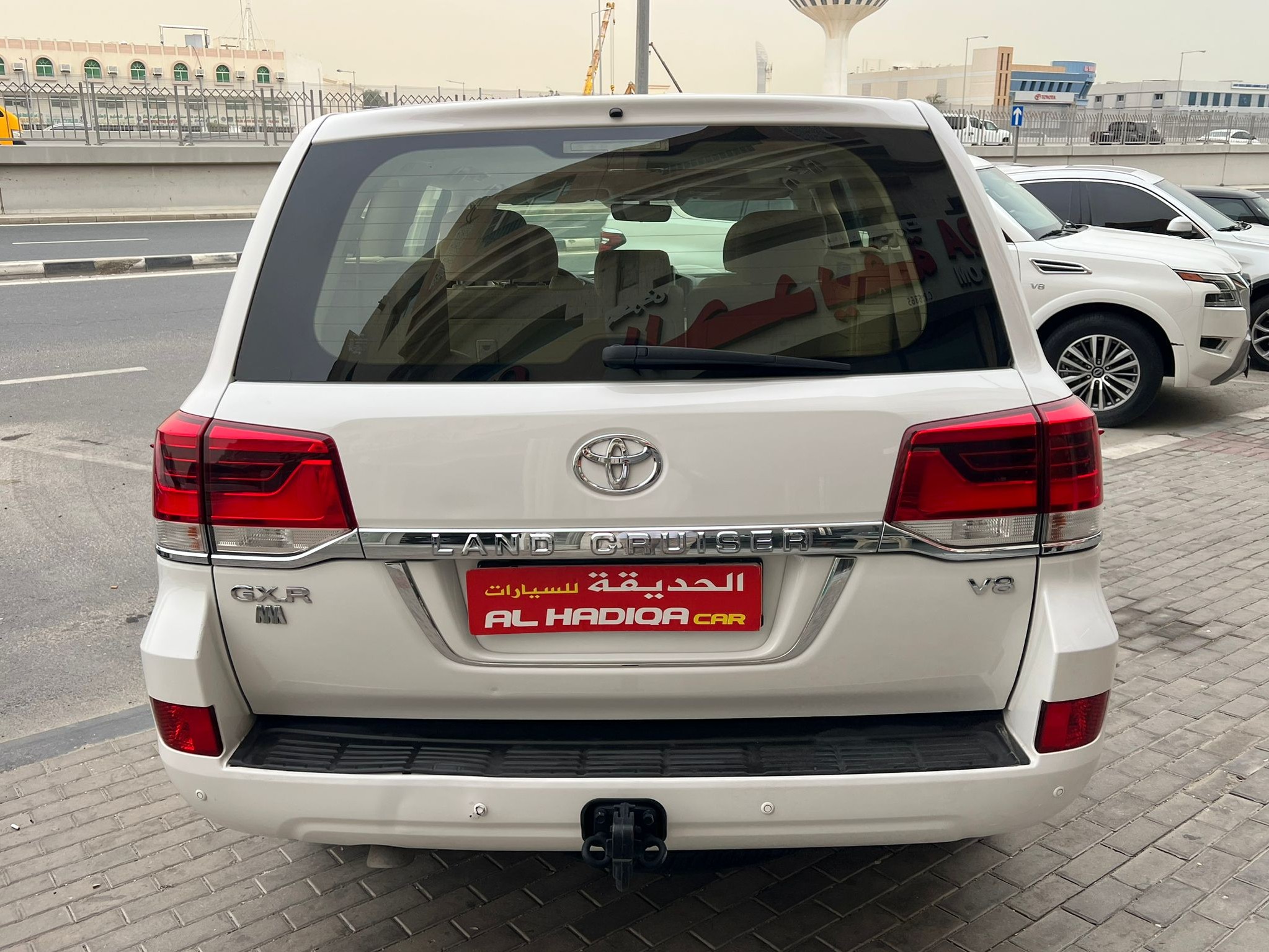 Toyota Land Cruiser GXR v8 2019 - Image 3