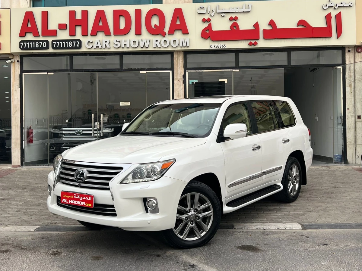 Lexus LX 570 2013