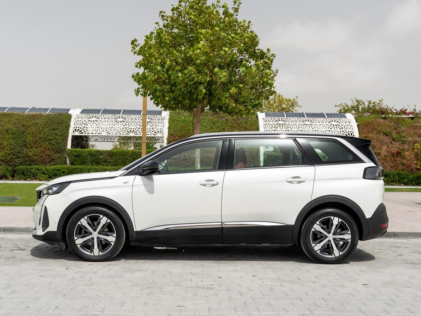 Peugeot 5008 2022 - Image 3