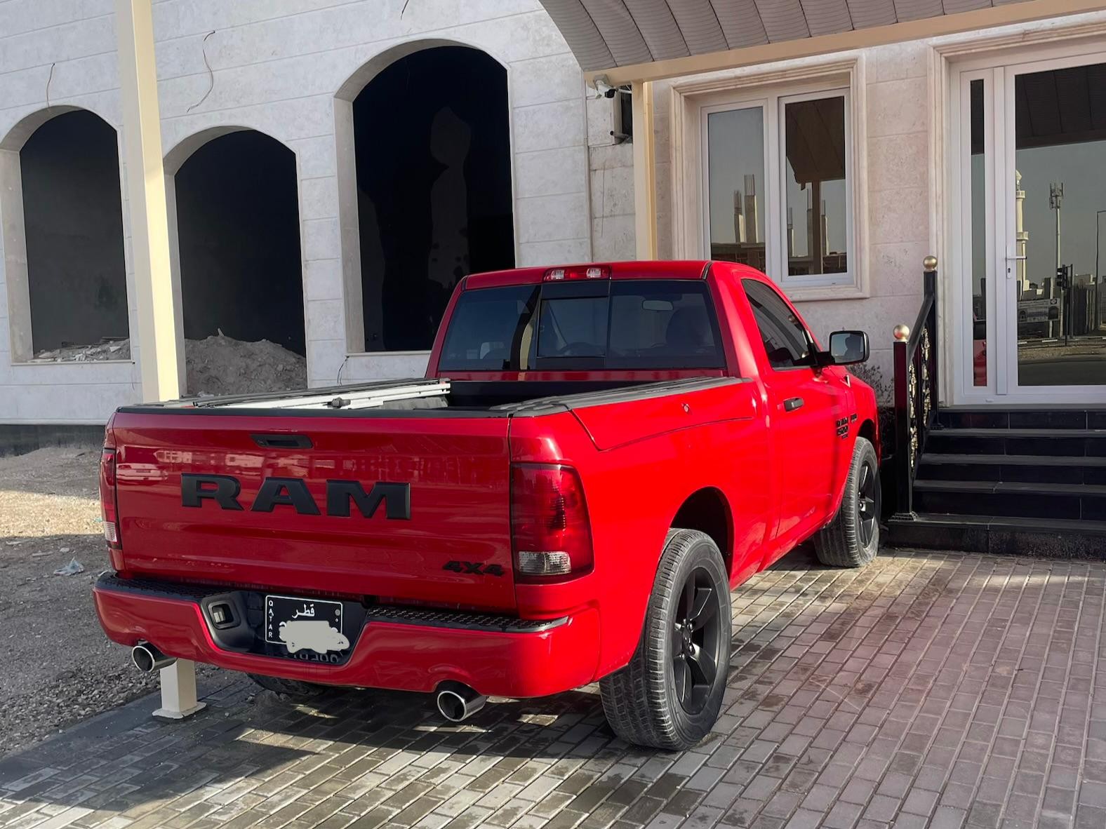Dodge Ram 1500 2020 - Image 2