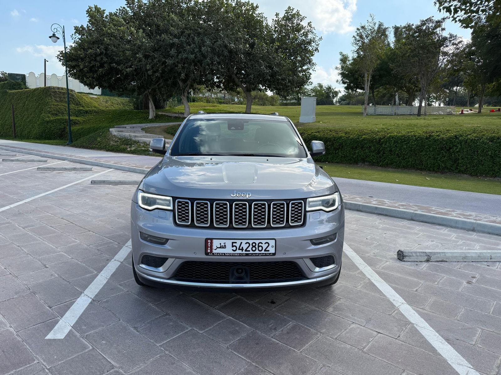 Jeep Grand Cherokee Summit 2019