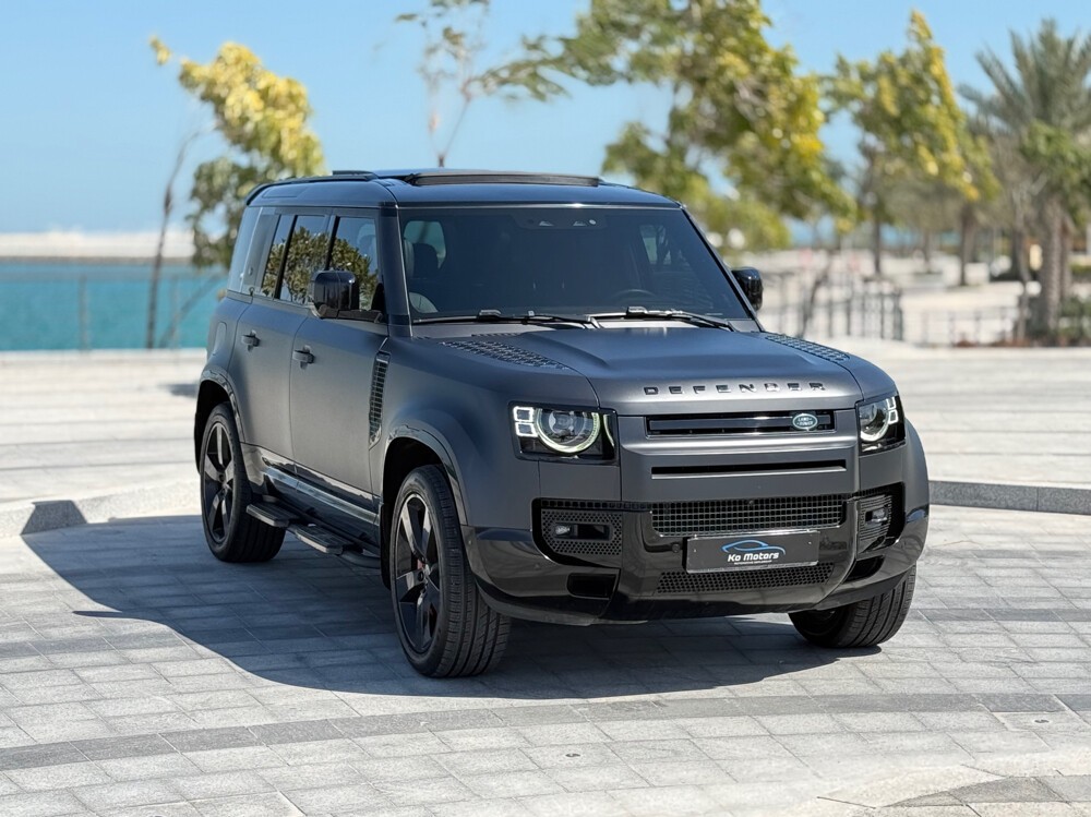 Land Rover Defender 110 HSE 2023 - Image 3