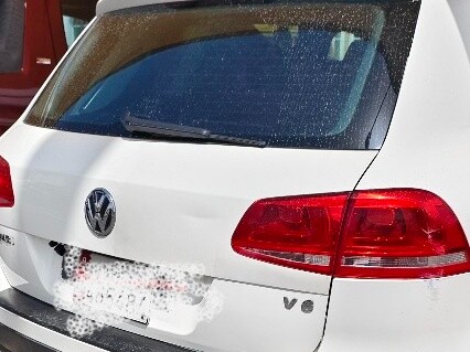 Volkswagen Touareg 2012 - Image 2