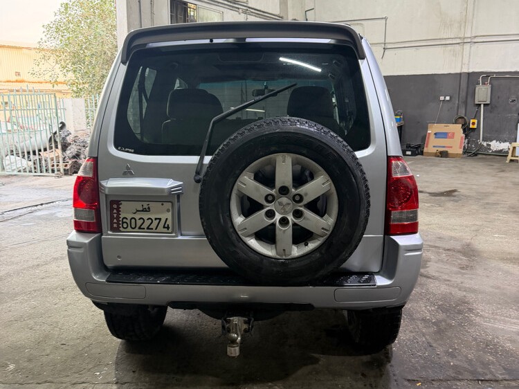 Mitsubishi Pajero 3.8 2005 - Image 4