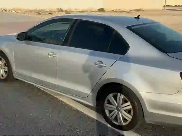 Volkswagen Jetta 2016 - Image 3