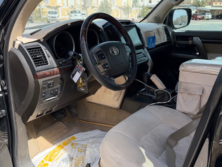 Toyota Land Cruiser VX.R 2008 - Image 4