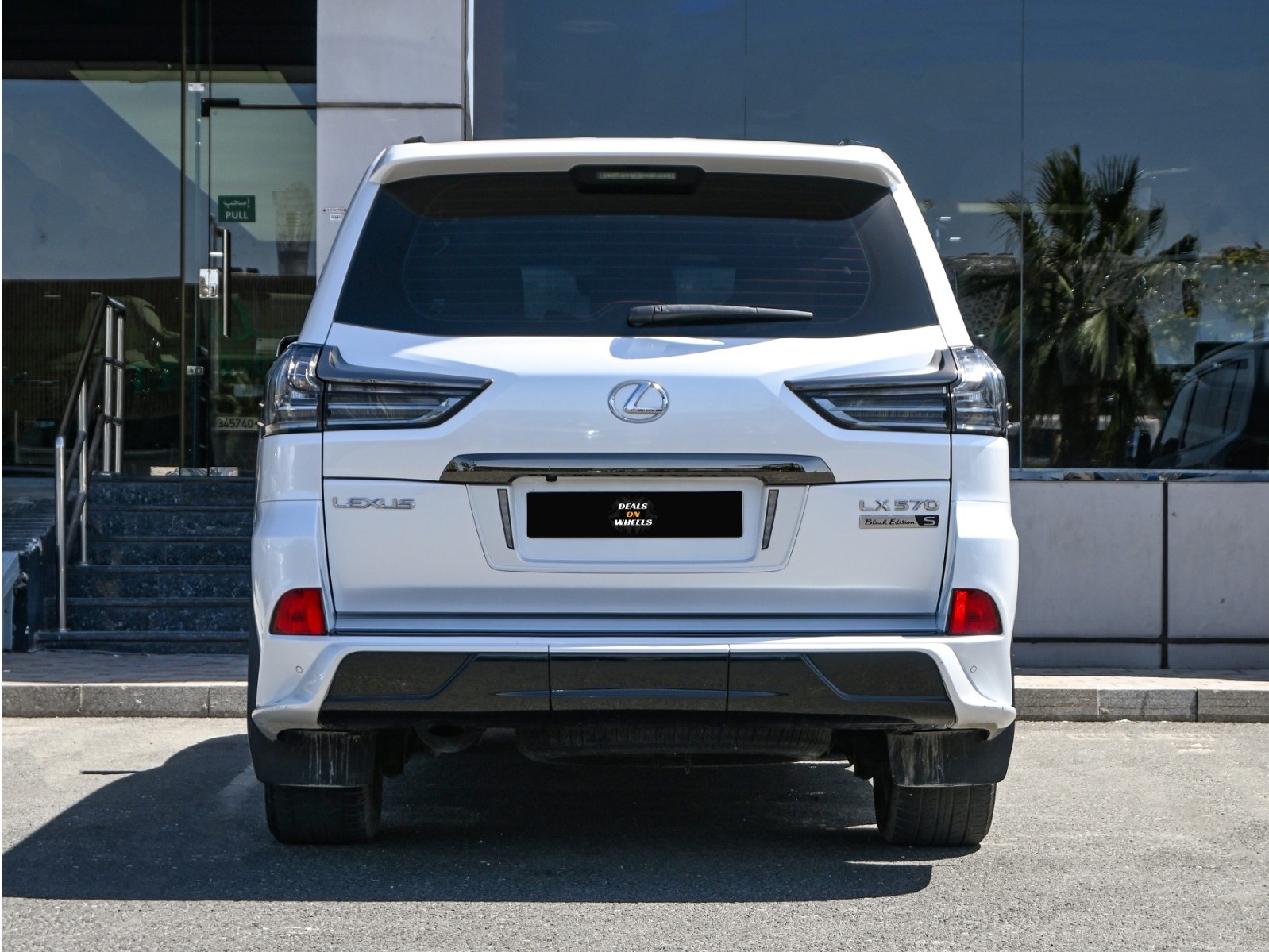 Lexus LX 570 S Black Edition 2021 - Image 3