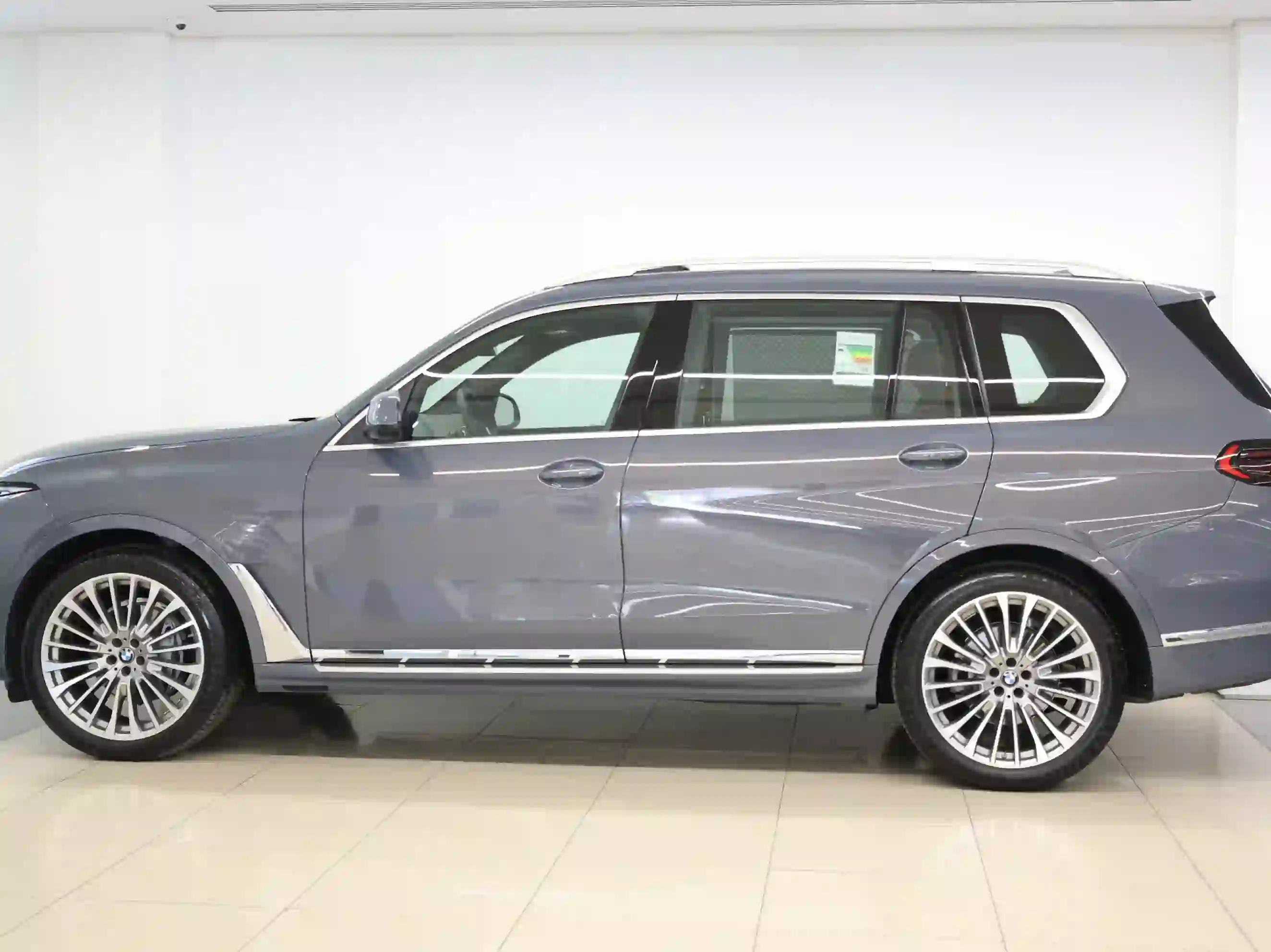 BMW X-Series X7 2026 - Image 4
