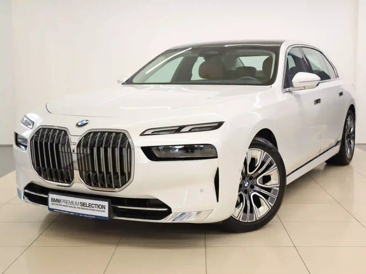 BMW 7-Series 735i 2026