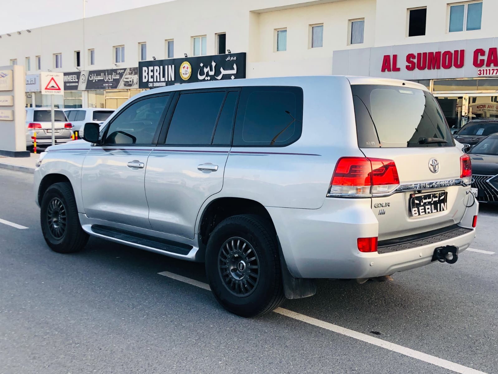 Toyota Land Cruiser GX.R 2017 - Image 4