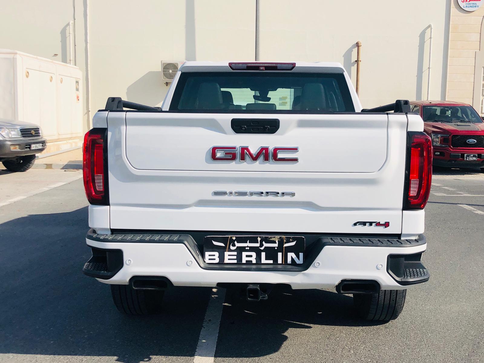 GMC Sierra Elevation  2020 - Image 3