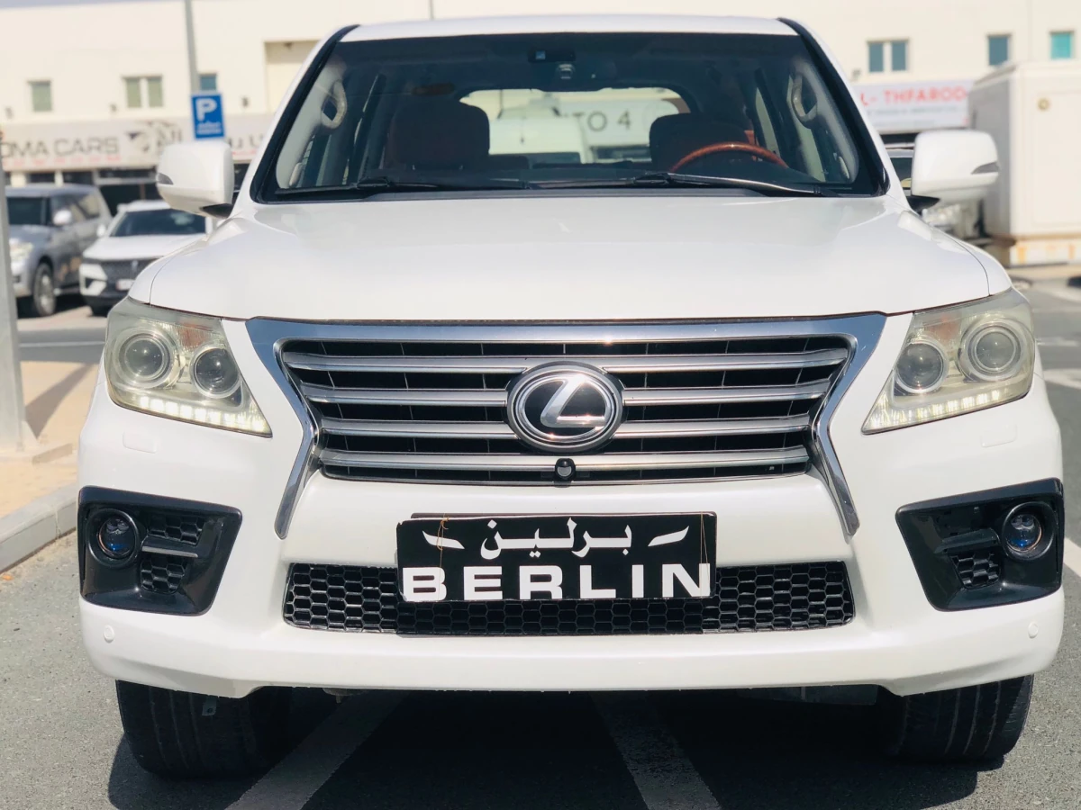 Lexus LX 570 2013