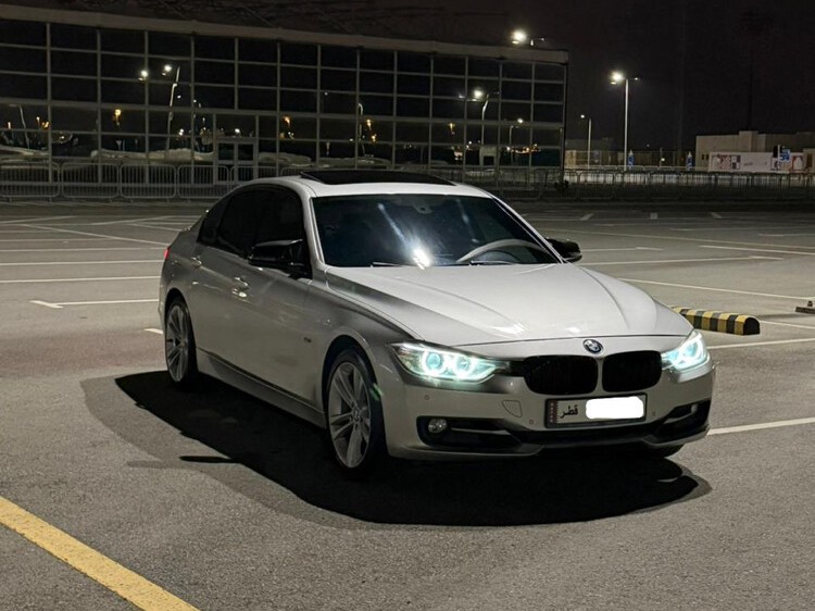 BMW 3-Series 328 i 2014