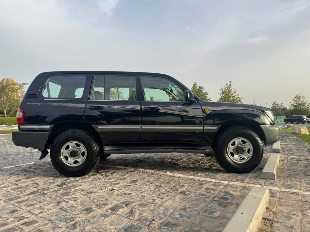 Toyota Land Cruiser VX.R 2007 - Image 2