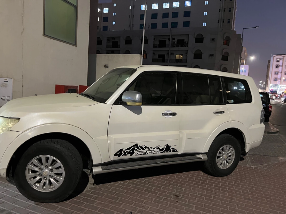 Mitsubishi Pajero 3.5 2012