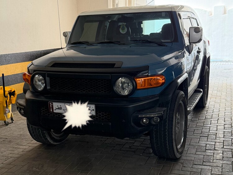 Toyota FJ Cruiser 2012 - Image 1