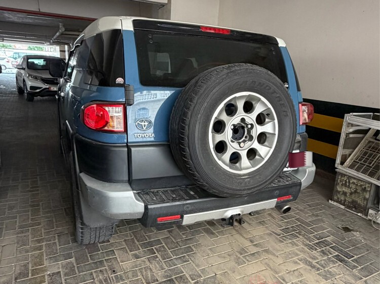 Toyota FJ Cruiser 2012 - Image 4