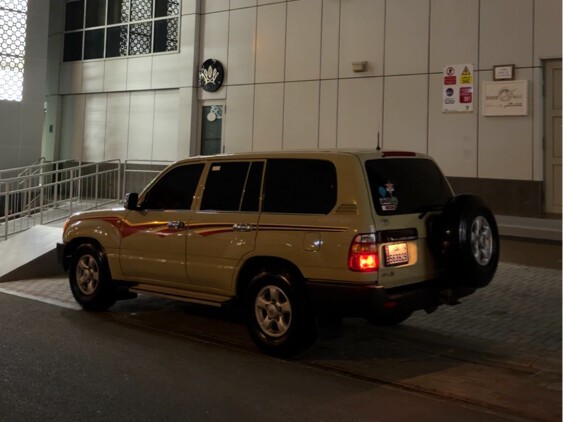 Toyota Land Cruiser GX 2000 - Image 4